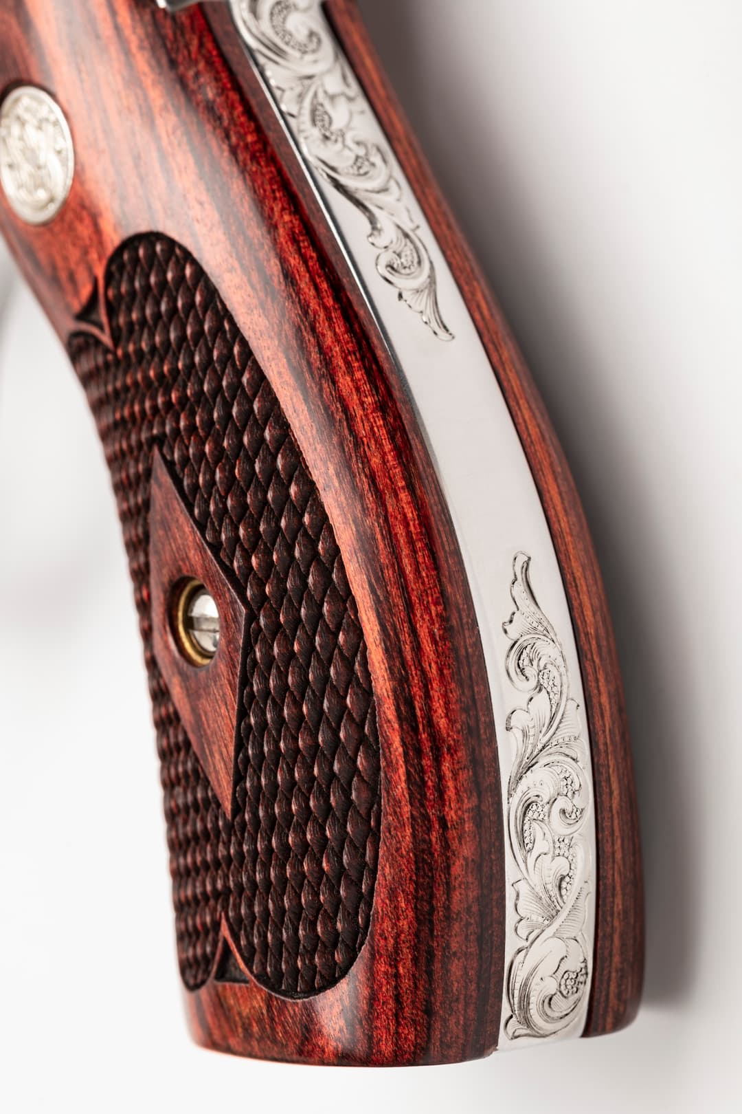 BULINO AND TRADITIONAL ENGRAVING